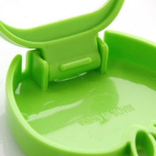 Load image into Gallery viewer, Fruit Vegetable Collapsible Peeler Tools